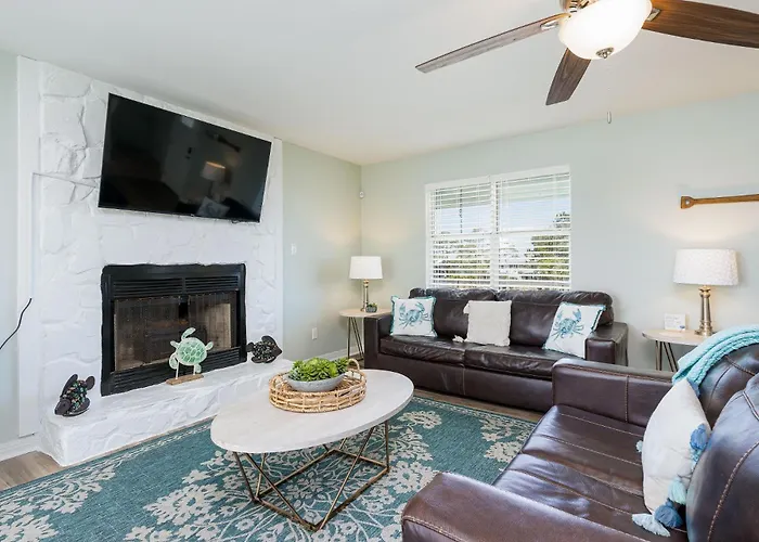 Holiday home Wanderlust At Little Lagoon By Youngs Suncoast
